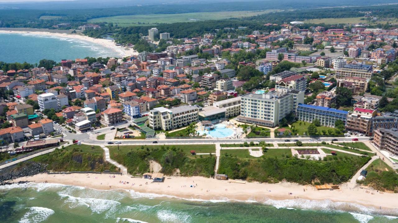 Hotel Perla Beach Luxury 프리모르스코 외부 사진